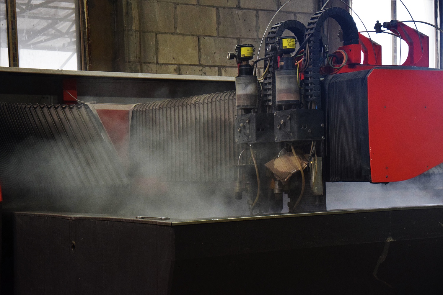 Гидроабразивная резка